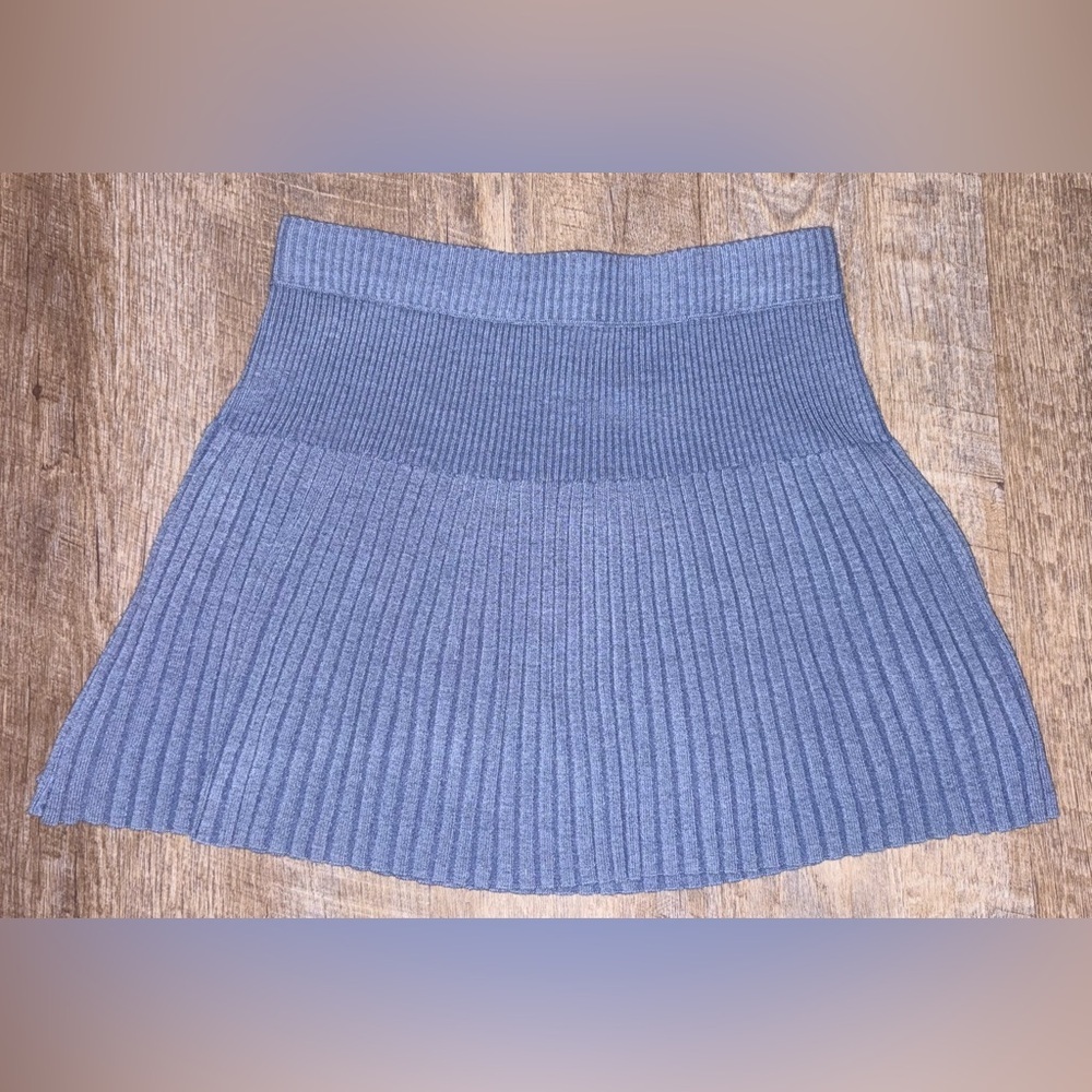 Aerie Womens Size Small Take Charge Ribbed Pleated Sweater Skirt in Blue - Picture 2 of 4